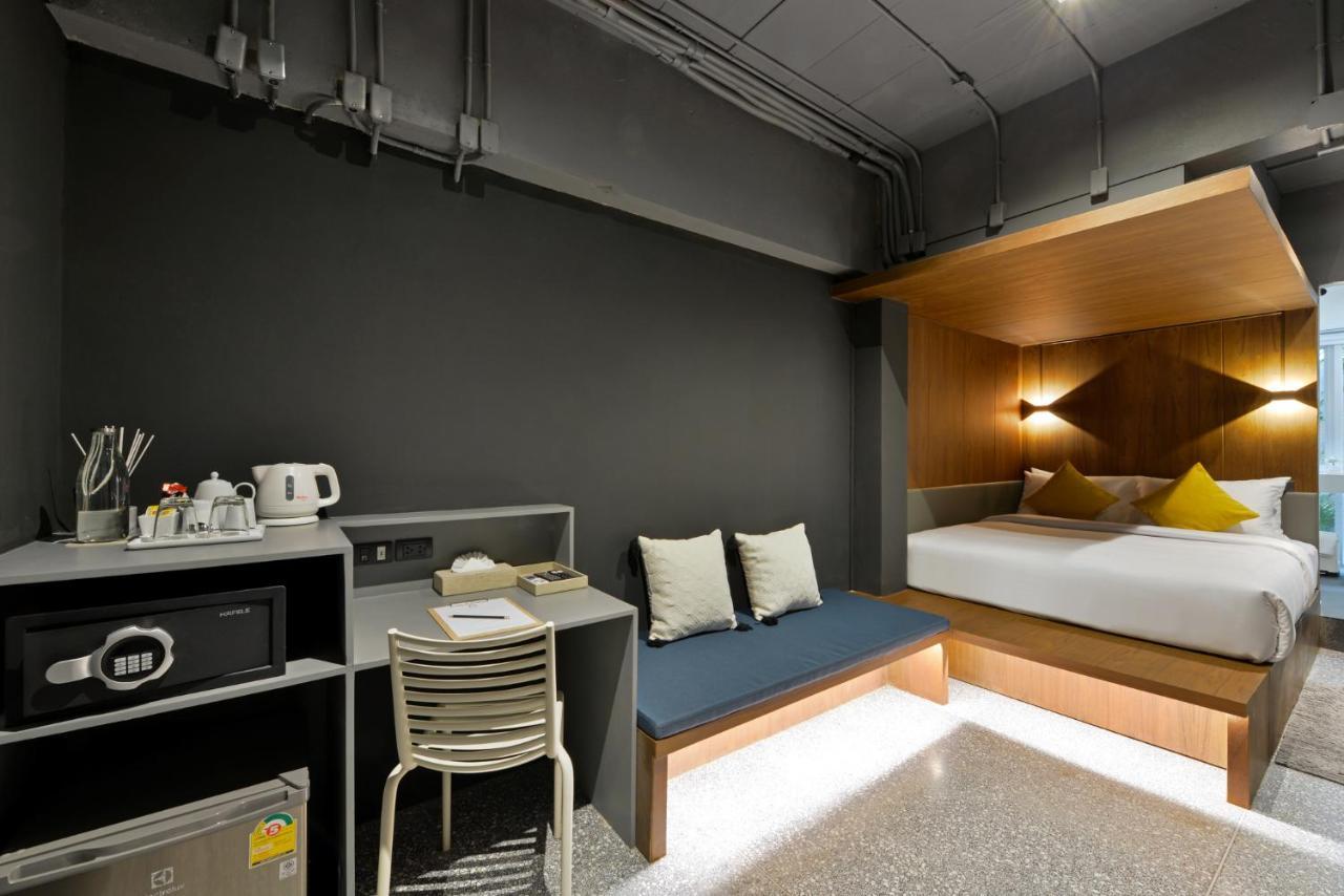Hostel Tiang Capsule Bangkok Exterior foto